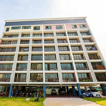 Hotel Super Oyo 458 Nakorn Siam Boutique Pattaya Exterior foto