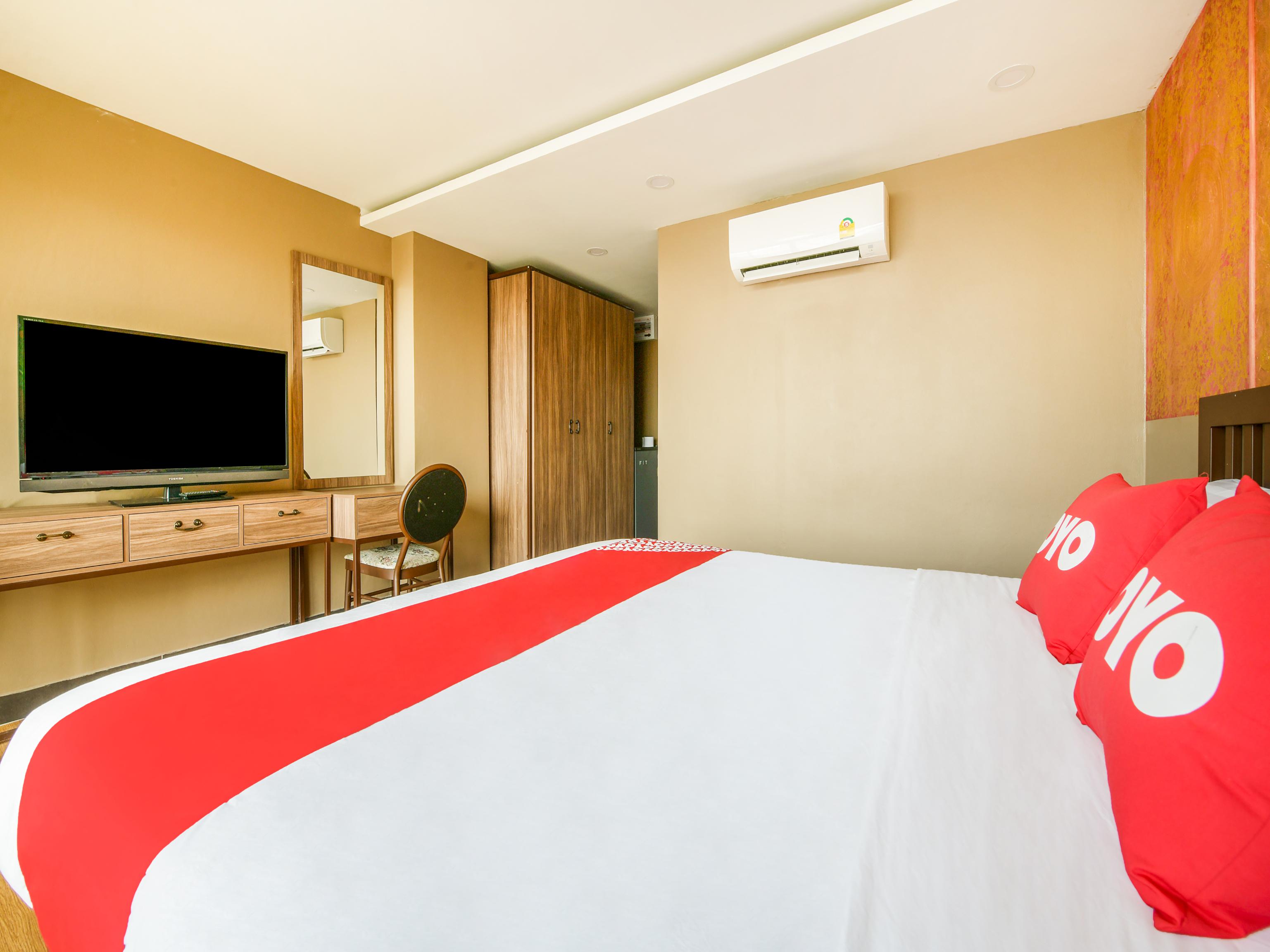 Hotel Super Oyo 458 Nakorn Siam Boutique Pattaya Exterior foto